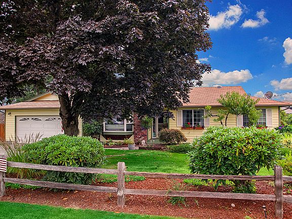 2nd image of 2213 126th Avenue Ct E