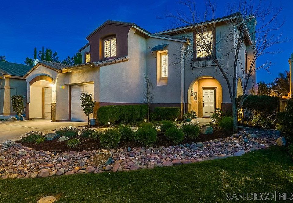 1st image of 32549 Guevara Dr