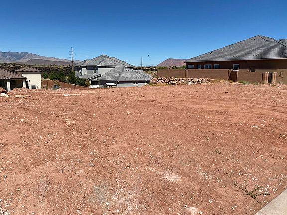 2nd image of 1735 Desert Heights Dr #17