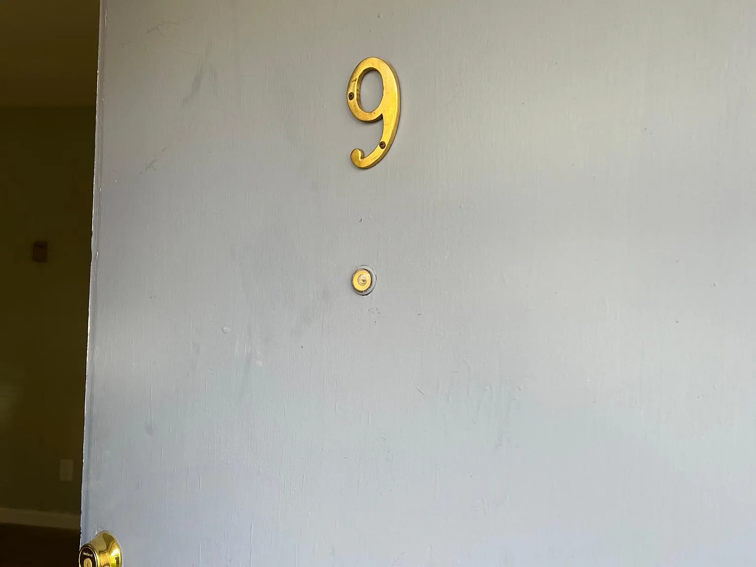 2 bed, 700 sqft, $1,700 — Photo 2