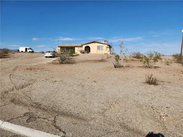 5679 Greystone Dr, Big River, CA 92242