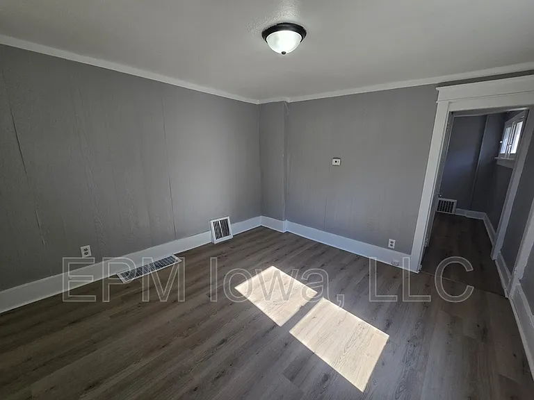 1703 Lafayette St — Photo 2