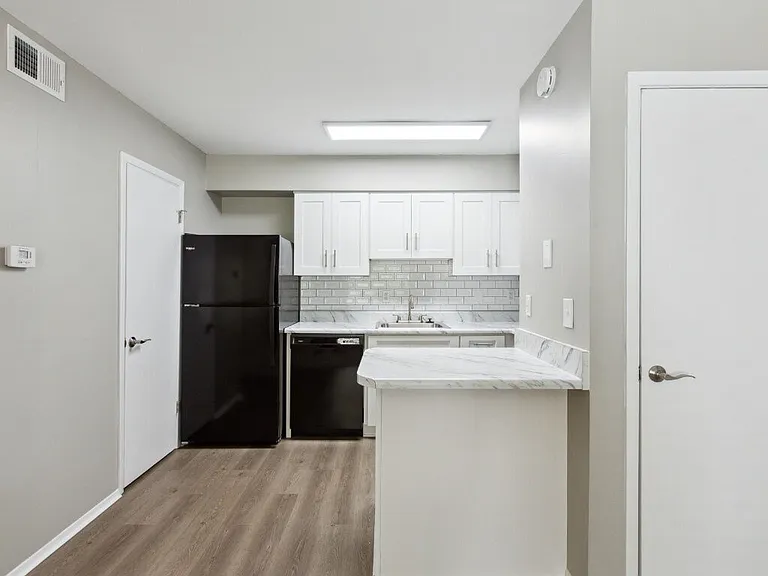 The Park Apartments — Photo 12