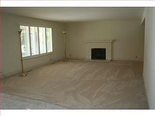 4th image of 12137 Terrence Ave
