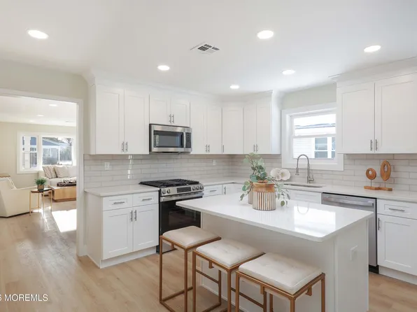 66 Paradise Boulevard, Toms River, NJ 08757