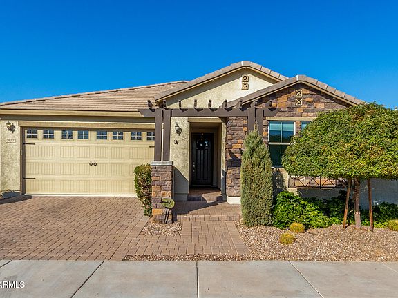 3rd image of 3852 E LIBERTY Lane
