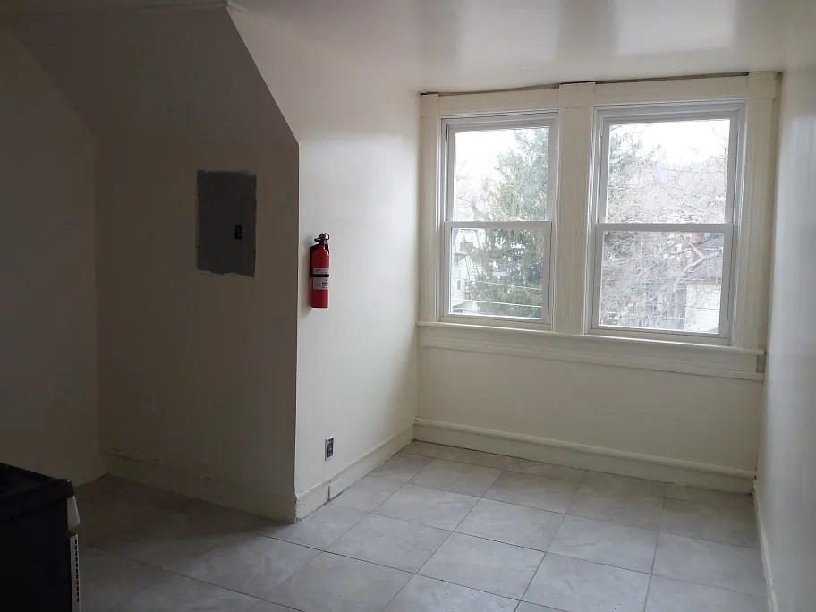 1 bed, $1,580 — Photo 4