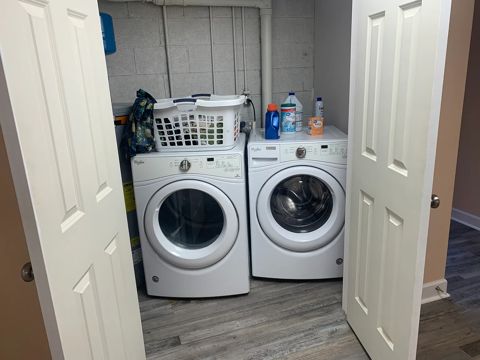 3 bed, 1751 sqft, $2,333 — Photo 2
