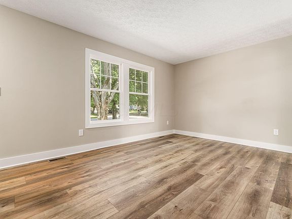 4th image of 2968 Hartney Ct