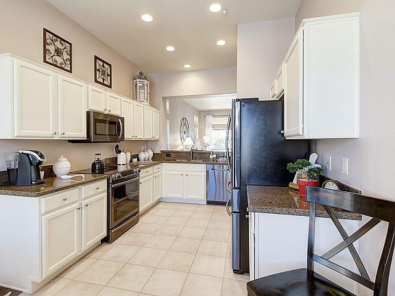 5th image of 8873 E Calle Buena Vis