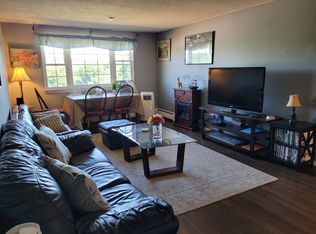 79 Sigwin Dr #79, Wallingford, CT 06492