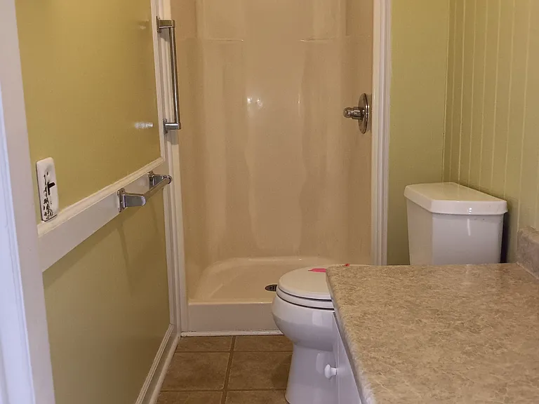 1047 Victory Ln — Photo 7