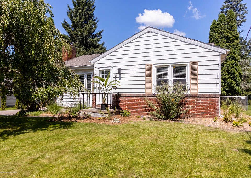 1st image of 2654 Melville Dr