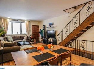 2520 S Mole St, Philadelphia, PA 19145
