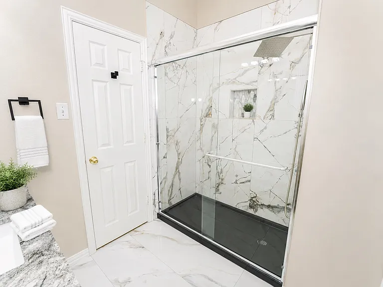 669 Nottingham Dr — Photo 25