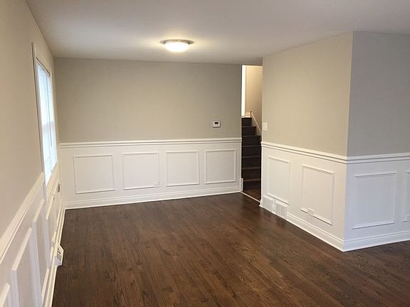 3rd image of 17475 Park Ln