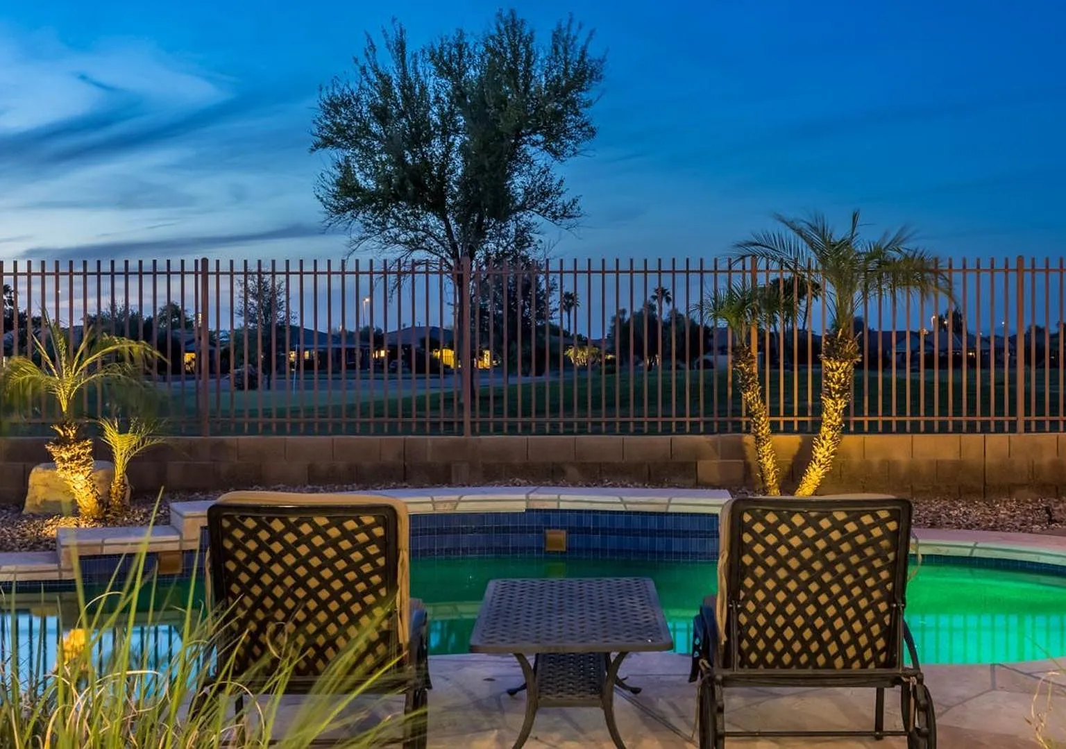4 bed, 2.0 bath, 2740 sqft, $5,200 — Photo 1