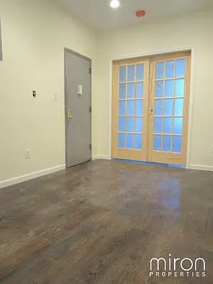 Rented by Miron Properties | media 9