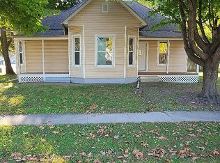 1003 N Noble St, Virden, IL 62690