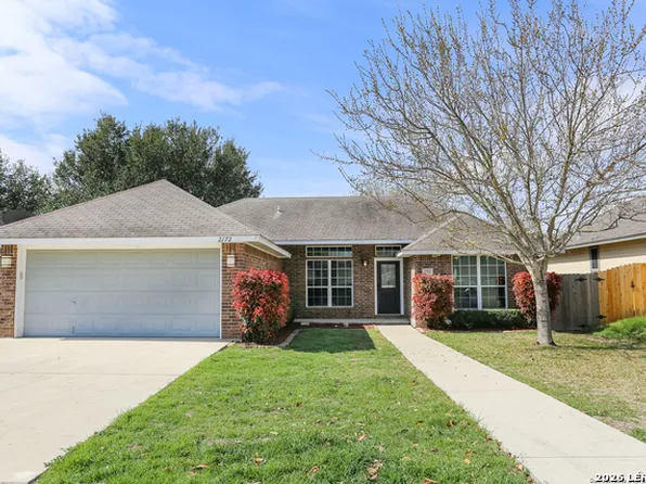 2172 Bentwood Dr, New Braunfels, TX 78130