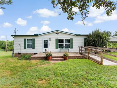 223 Green Meadows Dr, Kings Mountain, NC, 28086