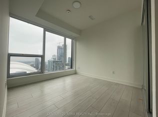 35 Mercer St #2916, Toronto, ON M5V 0V1