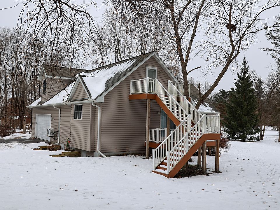1st image of 90A Quality Ave S #A