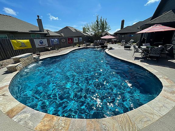6ft deep 20x40 w beach entry