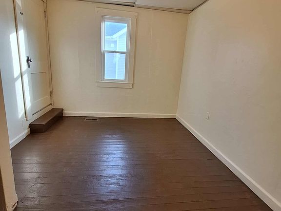 2nd image of 1264 Ohio Ave