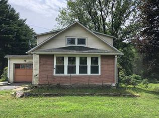 634 Bodle Rd, Wyoming, PA 18644