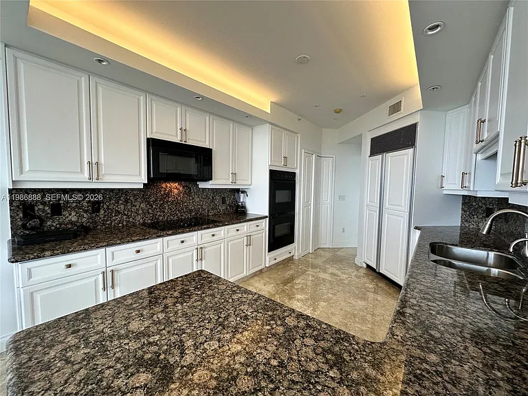 6051 N Ocean Dr #704 — Photo 8