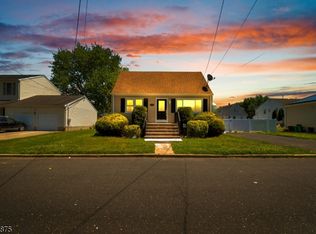 197 Delaware Ave, Aberdeen Twp., NJ 07721