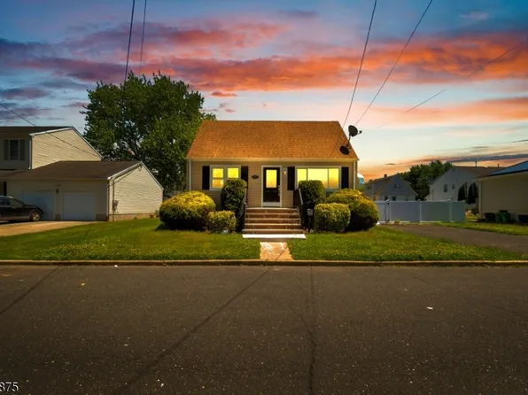 197 Delaware Ave, Aberdeen Twp., NJ 07721