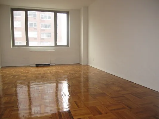 Rented by Citi Habitats | media 6