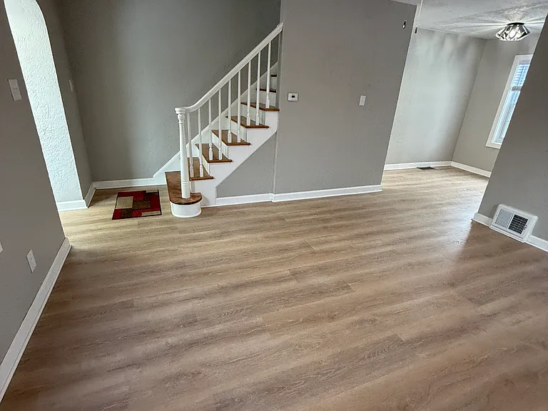 8212 Meadow Ln — Photo 4