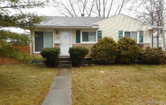 1st image of 23509 Blackett Ave