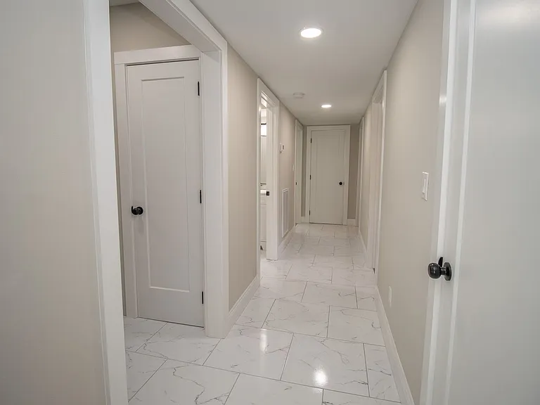1840 Hampton Street — Photo 6