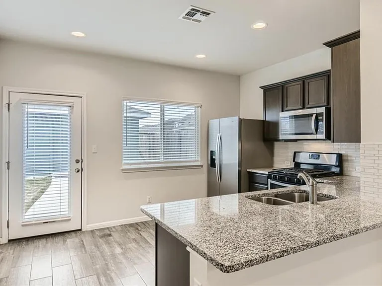 176 Bosque Dr — Photo 26