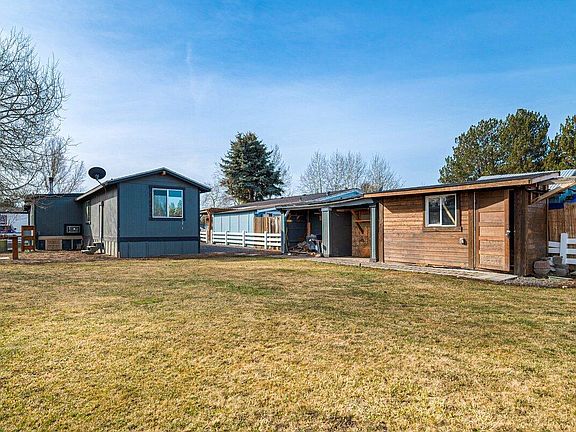 5th image of 64900 Hunnell Rd