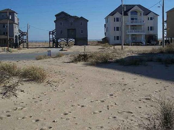 5th image of 57022 Lighthouse Ct