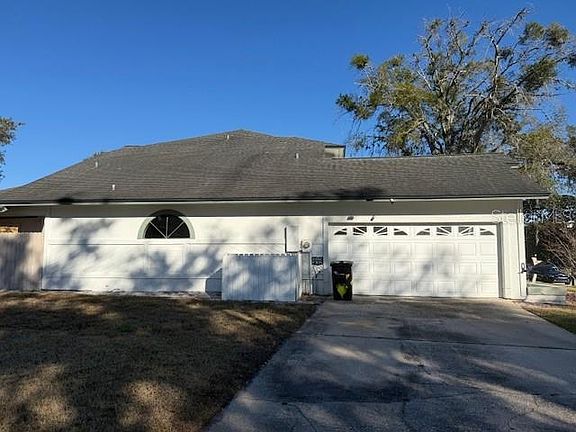 2nd image of 450 LONGMEADOW LANE