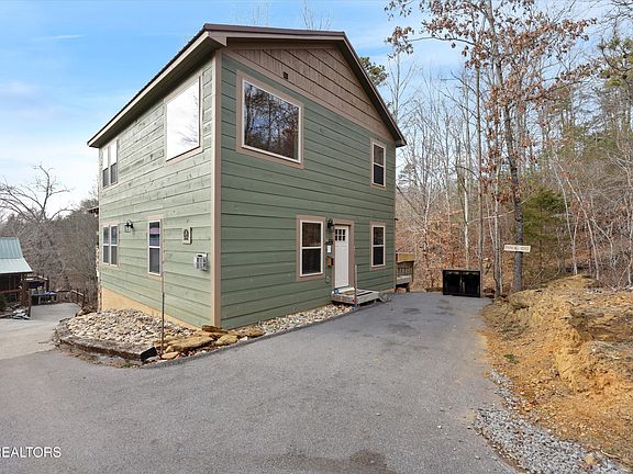 2nd image of 1010 Ravens Ford Way