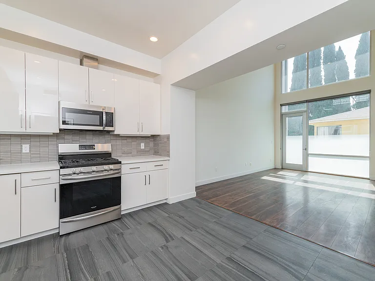 6016 W Beachwood Ln — Photo 26
