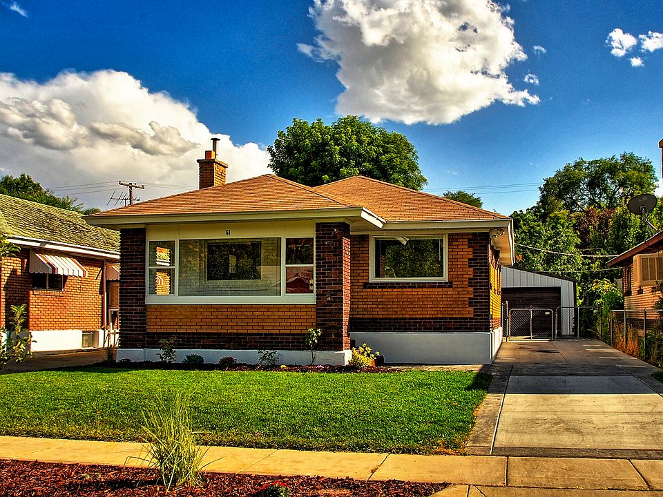 1st image of 61 W. Hartwell Ave.