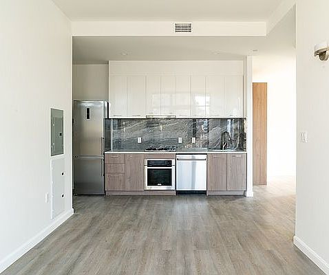 1st image of 111 Mulberry St #6D