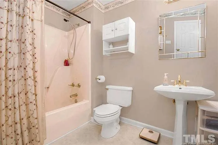 3024 Coachway Dr — Photo 13