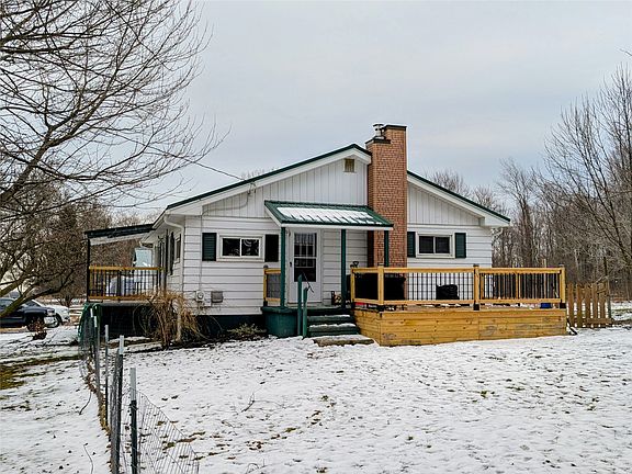 4th image of 3911 Williams Rd