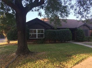 2601 Shady Turf Ct, Bedford, TX 76022