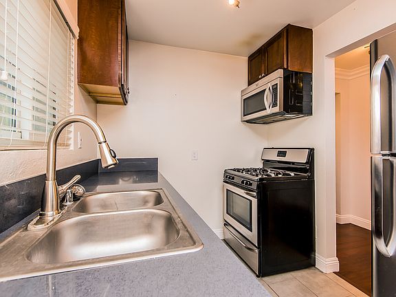 5th image of 1418 14th St #11271560