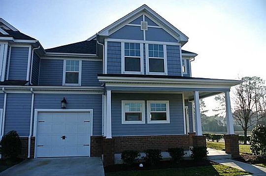 1st image of 220 Craftsman Cir